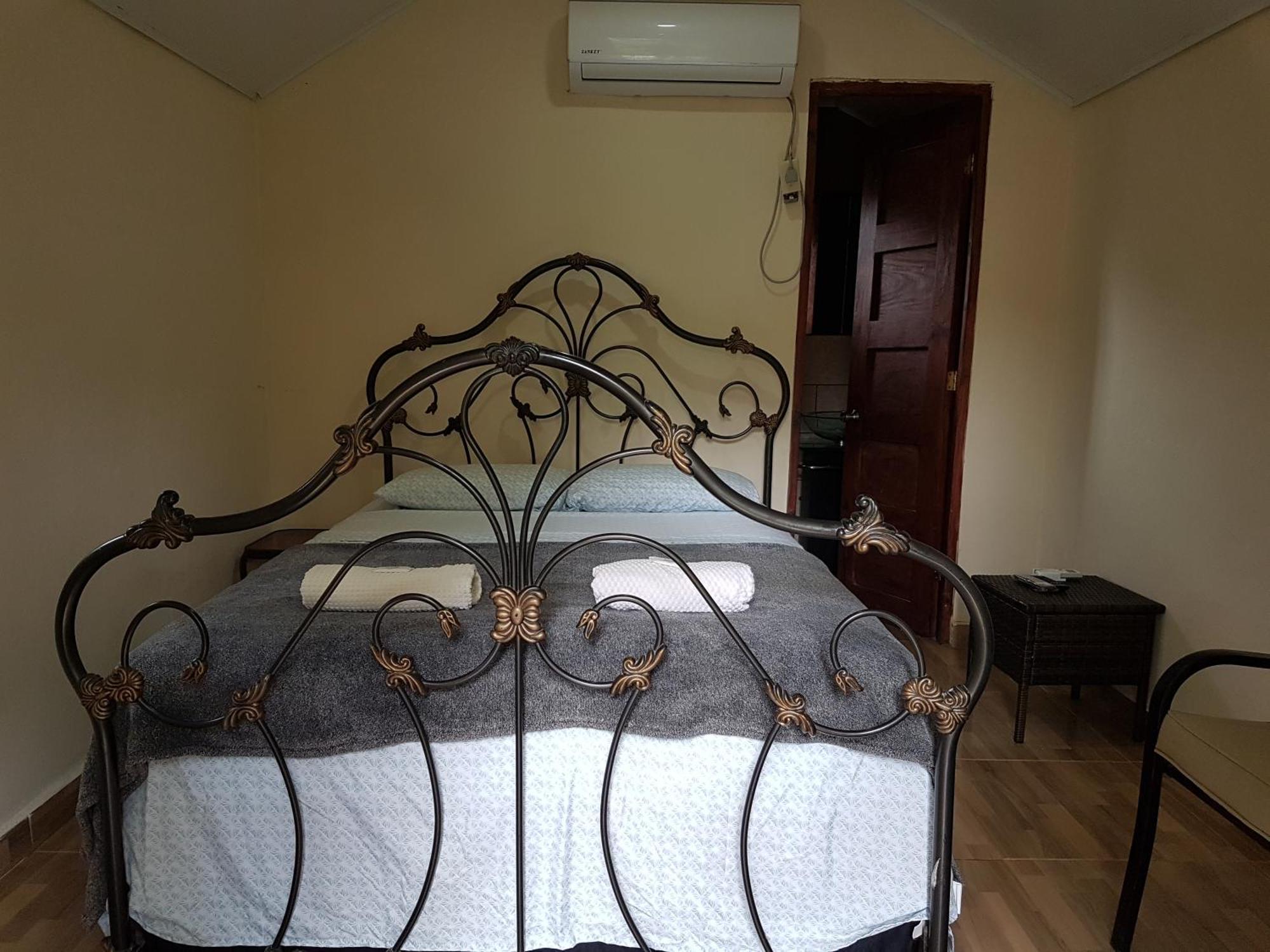 Los Pinos De Torio Ngoại thất bức ảnh
